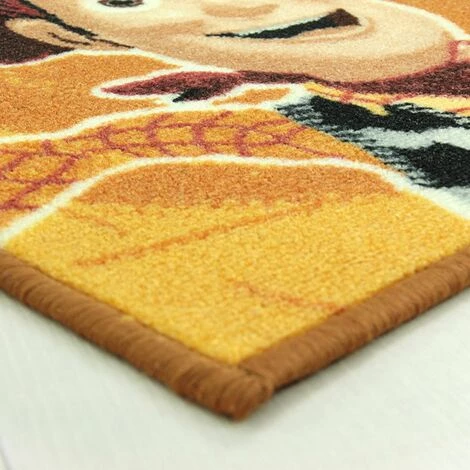 THEDECOFACTORY DISNEY - <p>Tapis Imprimé Woody De Toy Story, Disney Jaune 80x50 - Jaune 2 THEDECOFACTORY DISNEY - <p>Tapis Imprimé Woody De Toy Story, Disney Jaune 80x50 - Jaune – Image 2