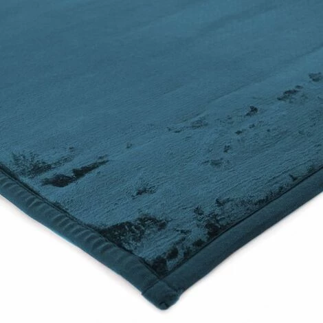 THEDECOFACTORY FLANELLE - <p>Tapis Extra-doux Effet Velours Bleu Foncé 160x230 - Bleu 2 THEDECOFACTORY FLANELLE - <p>Tapis Extra-doux Effet Velours Bleu Foncé 160x230 - Bleu – Image 2