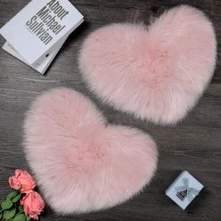 BEARSU 2 Pièces Tapis Moelleux En Fausse Peau De Mouton Tapis En Forme De Coeur Tapis De Chambre Moelleux Pour Accueil Salon Canapé Étage Chambre, 12 X 16 Pouces (Rose)