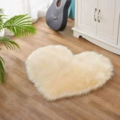 Tapis En Fausse Peau D'agneau Tapis En Fausse Fourrure En Peau De Mouton Shaggy Fourrure à Poils Longs Tapis En Imitation Peau D'agneau Super Doux Pour Chaise Canapé-lit Tapis Salon Chambre Chambre D'enfant (Beige, 30x40cm),HANBING