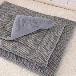 ZHUOXUAN Couverture Pour Chat - Moelleuse, Douce Et (75 X 50 Cm, Gris) - Imitation Daim Pour Une Résistance Accrue Au Glissement - Pour Chats Ou Petits Chiens - Tapis Pour Chats / Oreillers Pour Chats / Panier Pour Chats, Couverture Pour Chats ， Disponible Des Deu