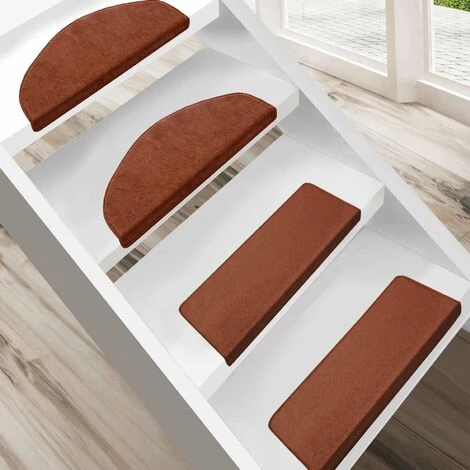 KARAT Tapis D'escalier Sinfonie Rouge Semi-circulaire - Rouge 2 KARAT Tapis D'escalier Sinfonie Rouge Semi-circulaire - Rouge – Image 2