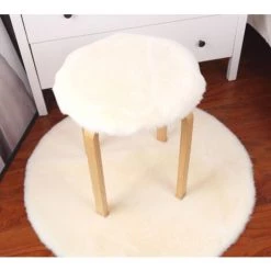 MACARON Faux Peau De Mouton En Laine Tapis,Cozy Sensation Comme Véritable Laine Tapis En Fourrure Synthétique, Man-Made Luxe Laine Tapis De Canapé Coussin (Blanc, 60 X 60CM)LO-Ron -Tapis et paillasson Soldes 56570531 4