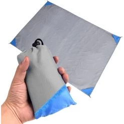 HIASDFLS Tapis De Camping En Plein Air Imperméable Et Pratique Tapis De Pique-Nique Pliable Tapis De Pelouse Résistant À L'Humidité Tapis De Plage À Carreaux En Polyester-Se Glisse Facilement Dans Un Petit Sac, Tapis De Plage Compact Lavable À Séchage Rapide Style