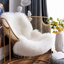 RHAFAYRE Tapis Faux En Peau De Mouton,Imitation Toison Moquette Fluffy Soft Longhair Décoratif Coussin De Chaise Canapé Natte(Blanc, 50x80cm) 7 RHAFAYRE Tapis Faux En Peau De Mouton,Imitation Toison Moquette Fluffy Soft Longhair Décoratif Coussin De Chaise Canapé Natte(Blanc, 50x80cm) -Tapis et paillasson Soldes 61352486 3