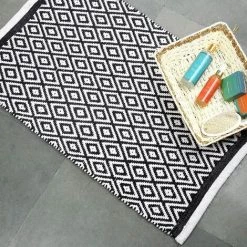 GGNRALNY Tapis Noir Et Blanc - Rug Coton Motif Geometrique Conception Decoratif En Tissu Tissé Pour Chambre à Coucher, Salon, Hall - 86 X 53 Cm -Tapis et paillasson Soldes 67353725 3