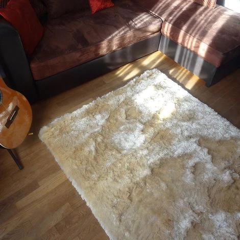 UNAMOURDETAPIS Tapis Shaggy 60x110 Cm Rectangulaire SG FIN Crème Entrée Tufté Main Adapté Au Chauffage Par Le Sol - Crème 1 UNAMOURDETAPIS Tapis Shaggy 60x110 Cm Rectangulaire SG FIN Crème Entrée Tufté Main Adapté Au Chauffage Par Le Sol - Crème