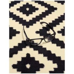 UNAMOURDETAPIS Tapis Salon 60x110 Cm Rectangulaire ORMA Noir Entrée Adapté Au Chauffage Par Le Sol - Noir 8 UNAMOURDETAPIS Tapis Salon 60x110 Cm Rectangulaire ORMA Noir Entrée Adapté Au Chauffage Par Le Sol - Noir -Tapis et paillasson Soldes 7922809 4